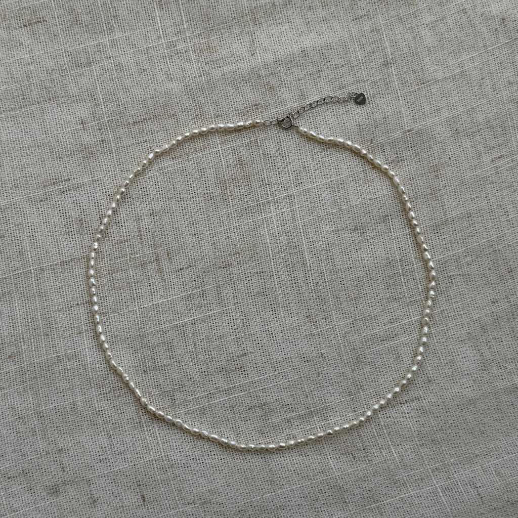 Dainty Rice Pearl Necklace