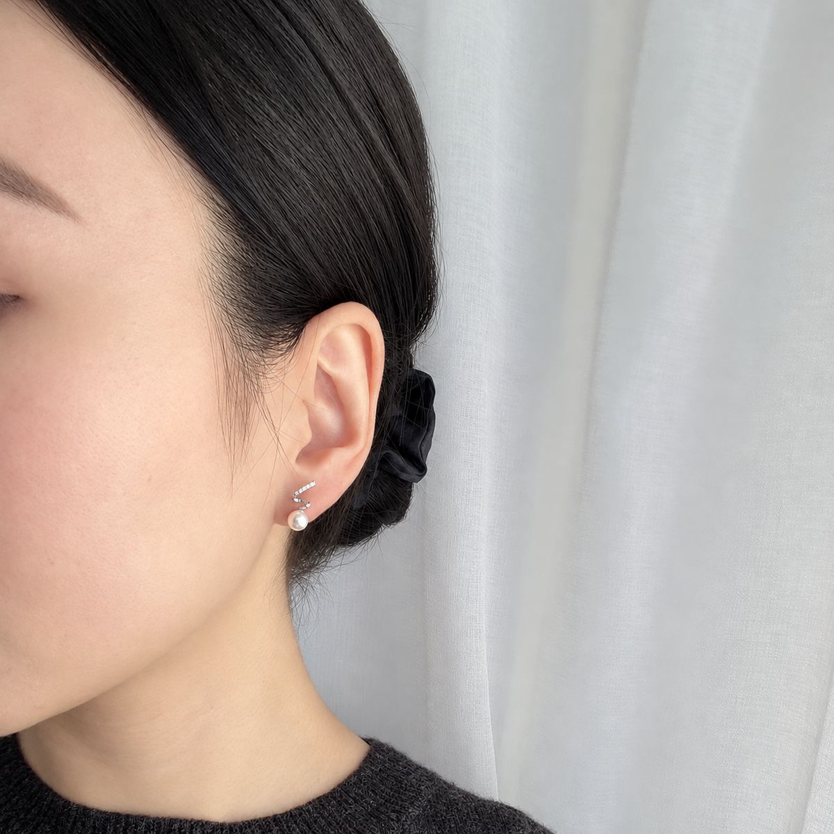 Twist Pearl Drop Earrings