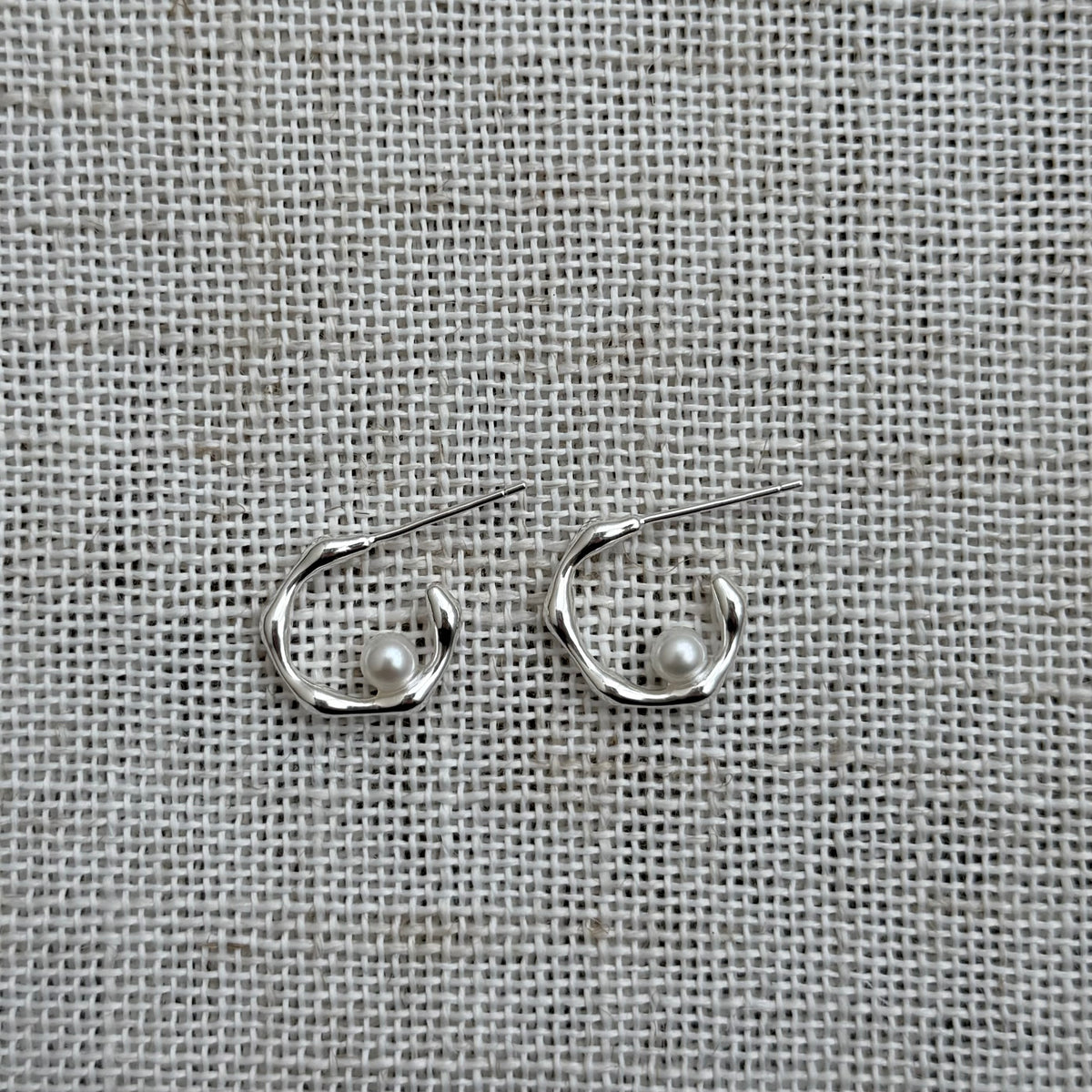 Sculpted Pearl Hoops