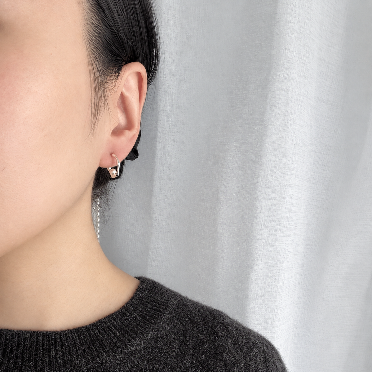 Sculpted Pearl Hoops