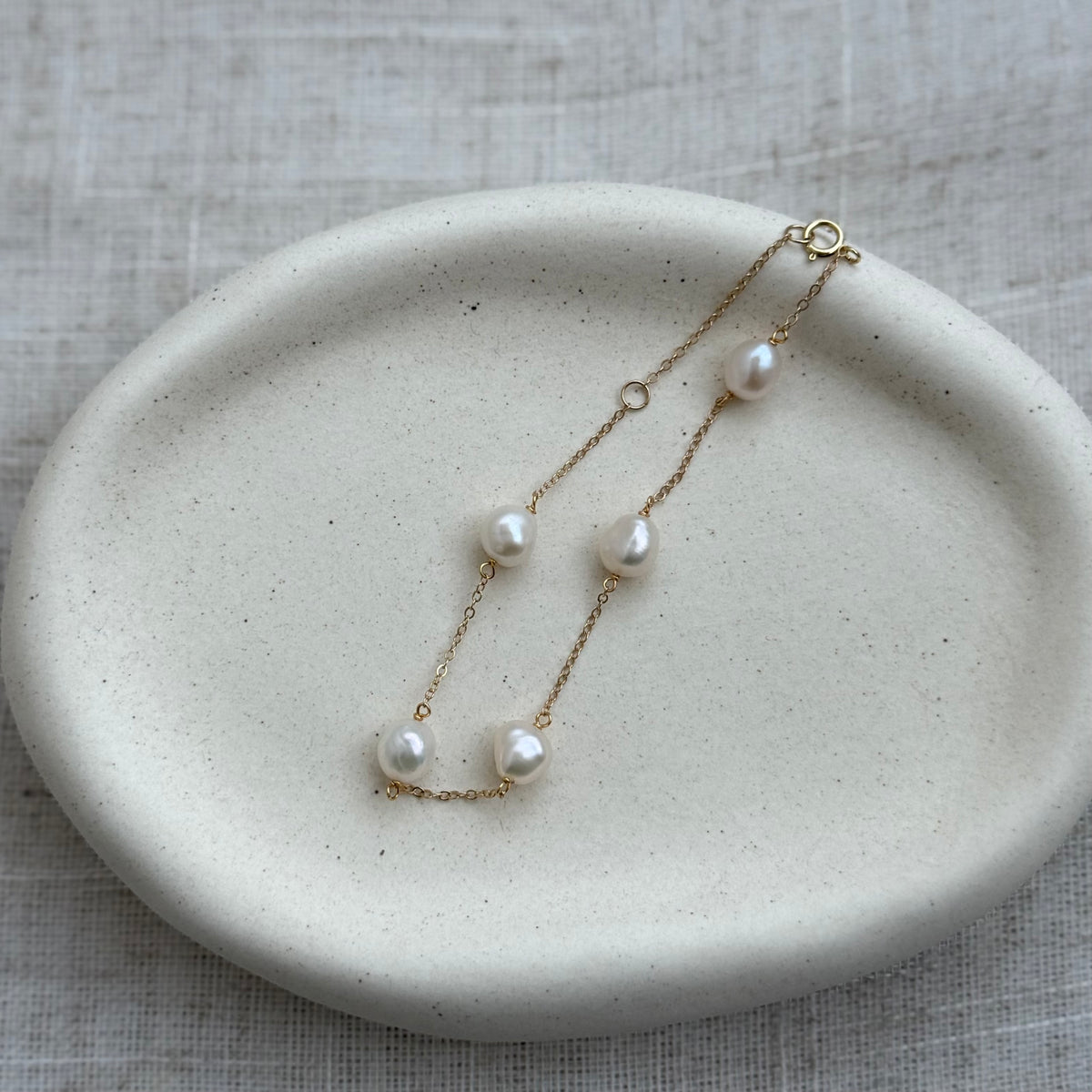 Floating Pearl Bracelet